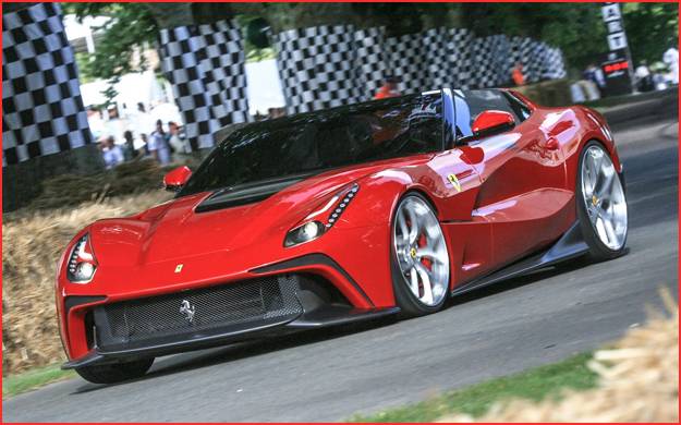 Ferrari-F12-TRS-bonito